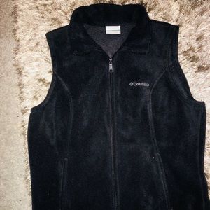 Columbia Vest! Black. Size M.